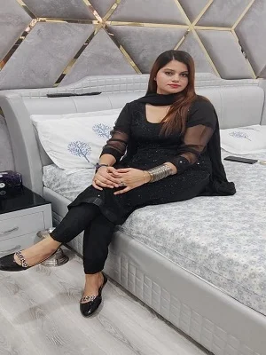 Call Girl in Hojai